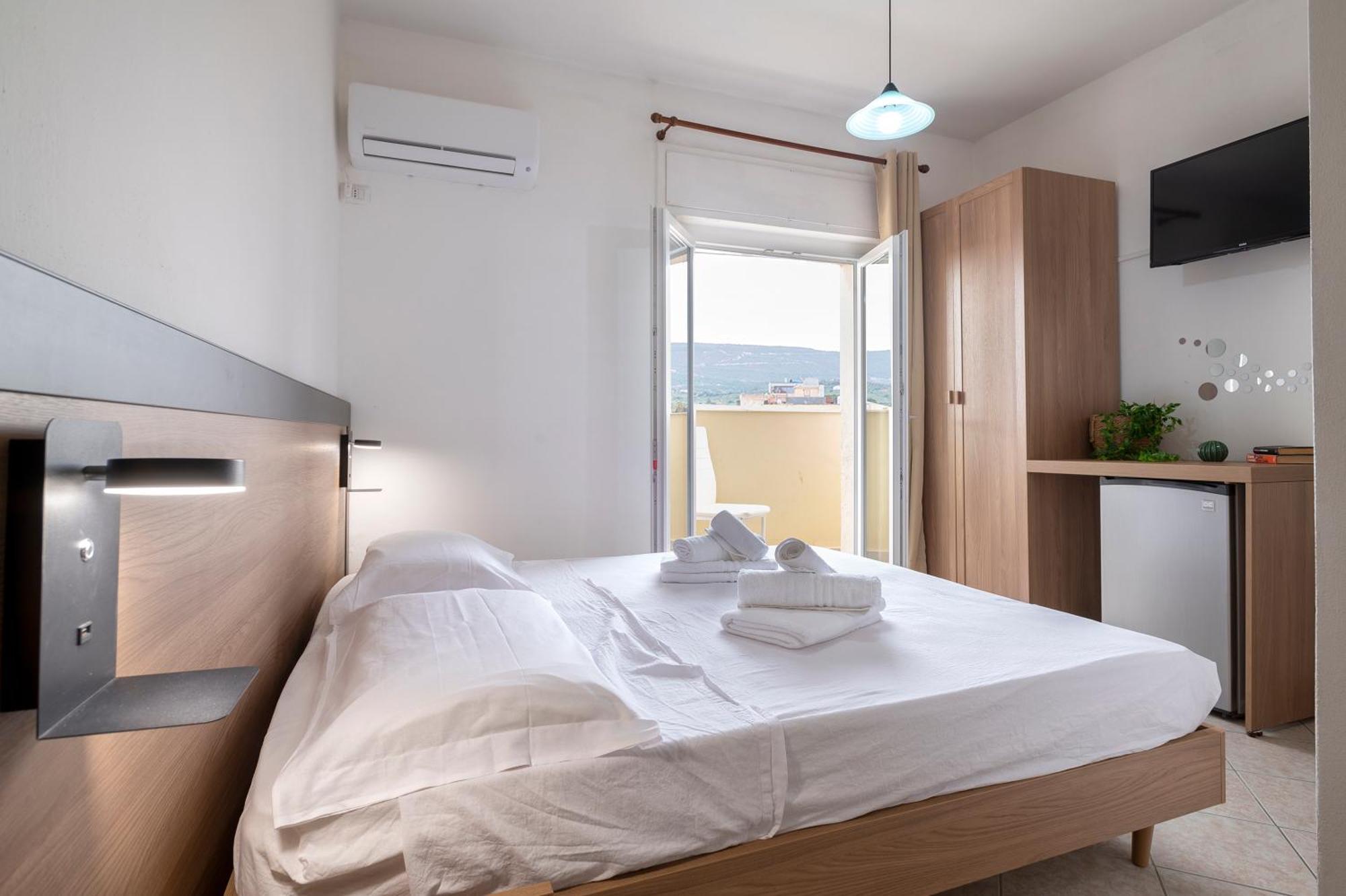 Oasis Guest House Alguer Exterior foto