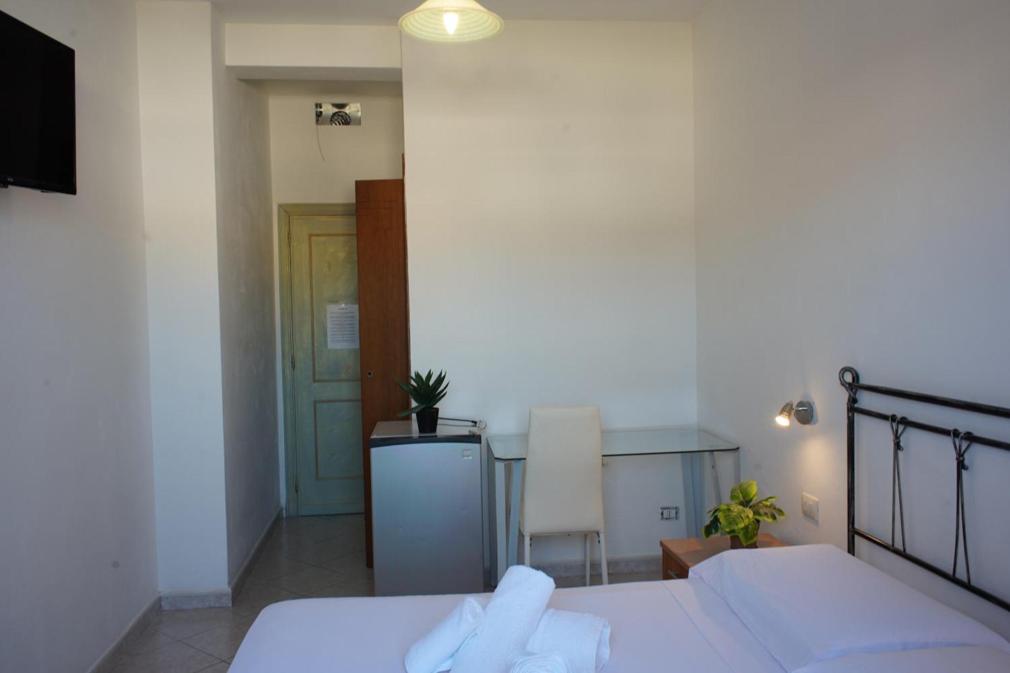 Oasis Guest House Alguer Exterior foto