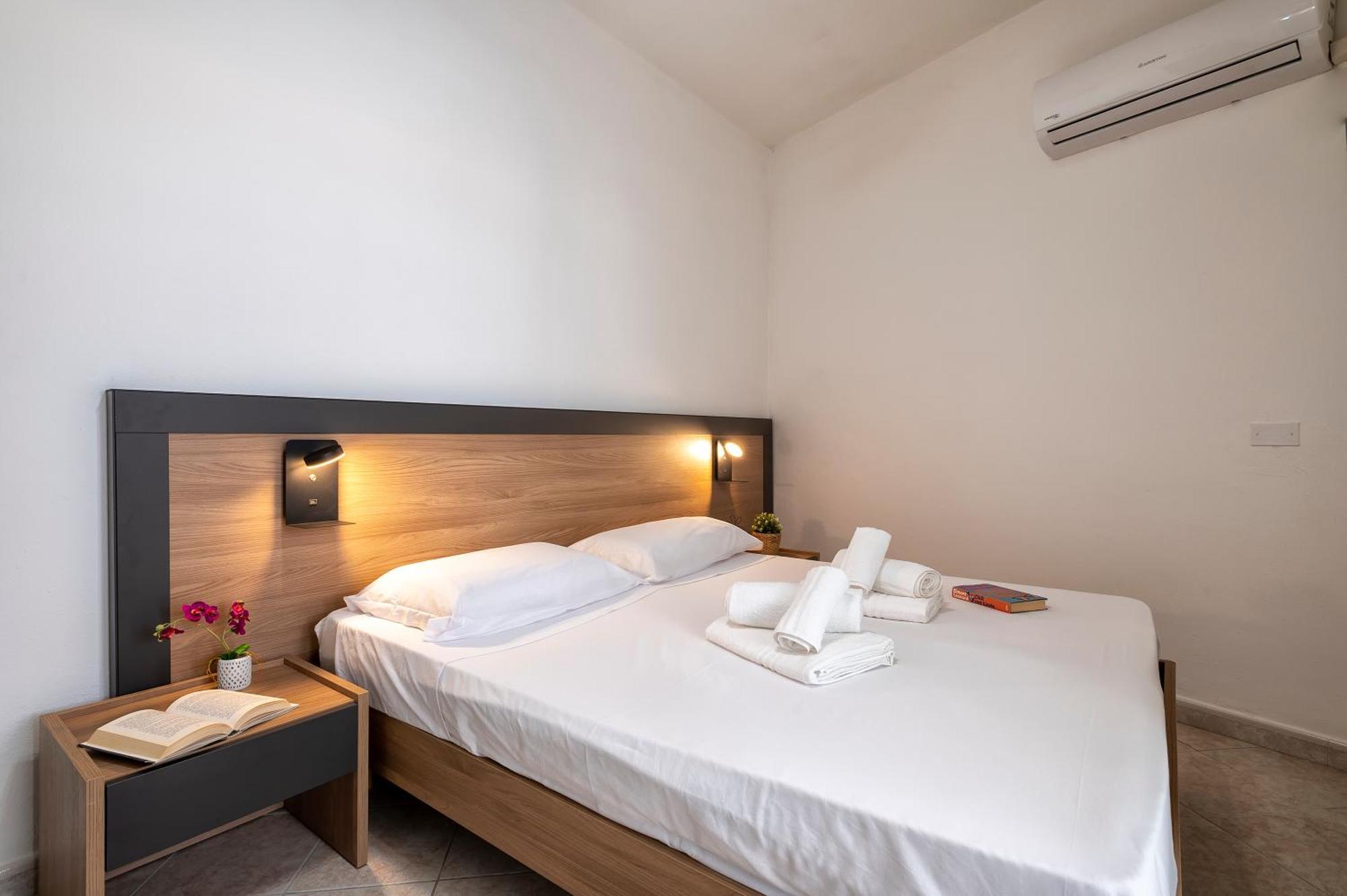 Oasis Guest House Alguer Exterior foto
